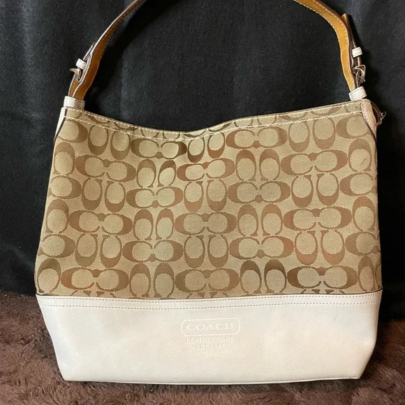 COACH Signature One Shoulder Bag　2156 Coach 2156 shoulder bag - Gem